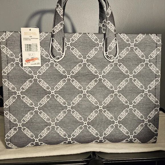 Michael Kors Large Gray Tote Bag - Picture 2 of 4